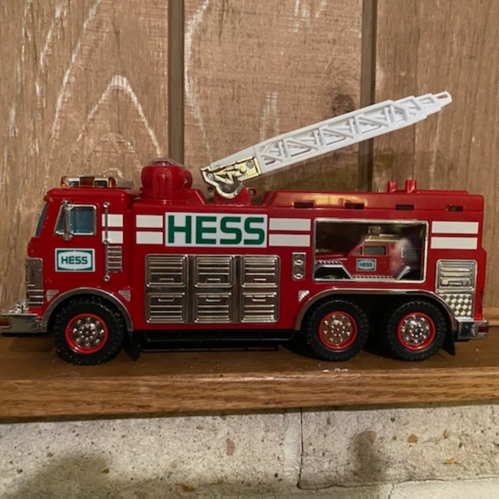 2005 Hess Fire Ladder Truck